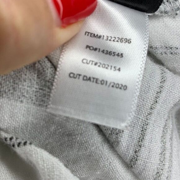 Torrid Top Womens Plus size 4 White Black Striped Sleeveless Peplum V-neck - Picture 9 of 9